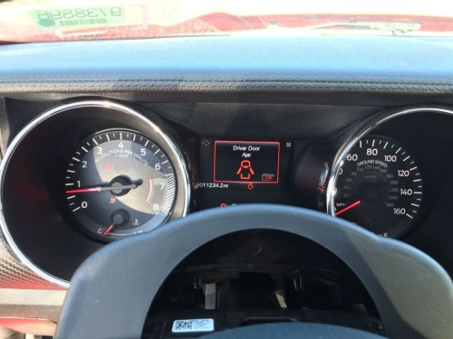 mustangv6.jpg